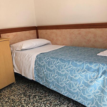 קרביה Hotel Del Falco מראה חיצוני תמונה