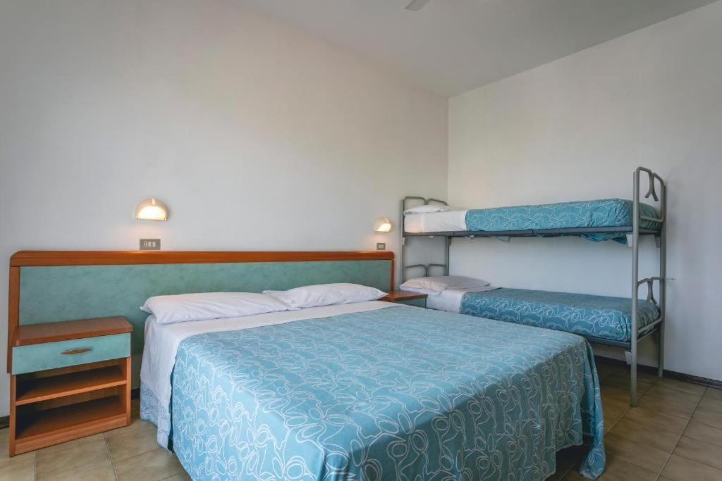 קרביה Hotel Del Falco מראה חיצוני תמונה