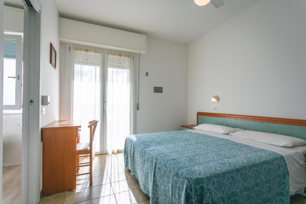 קרביה Hotel Del Falco מראה חיצוני תמונה