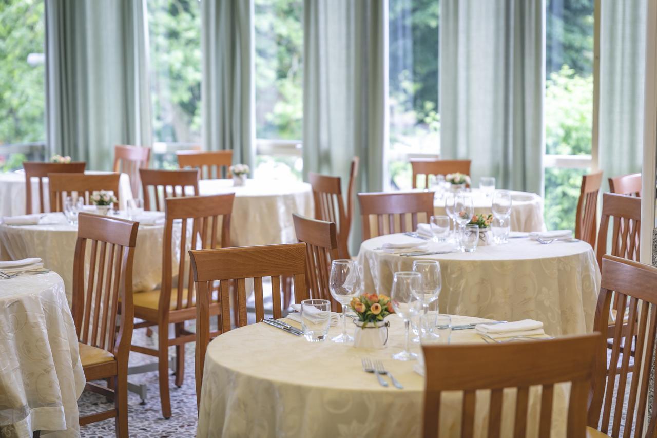 קרביה Hotel Del Falco מראה חיצוני תמונה