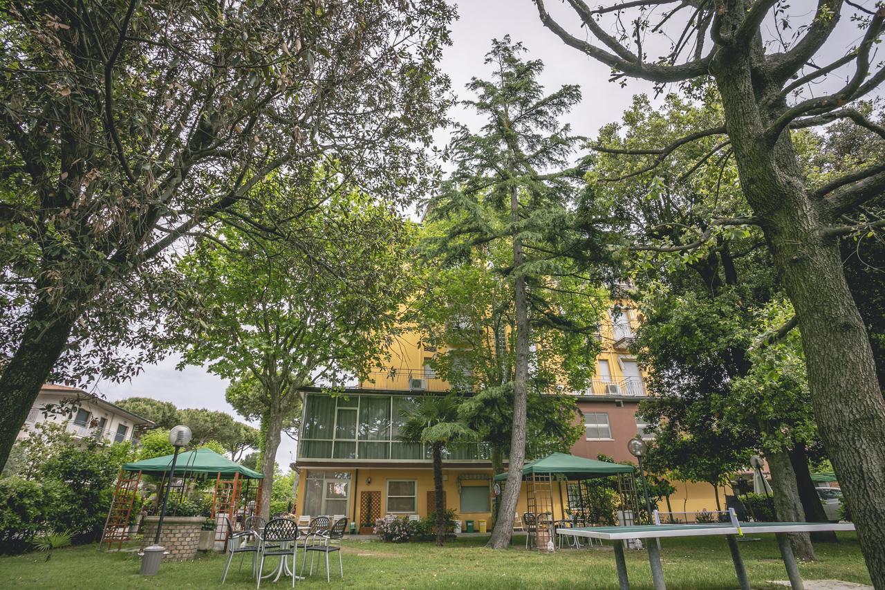 קרביה Hotel Del Falco מראה חיצוני תמונה